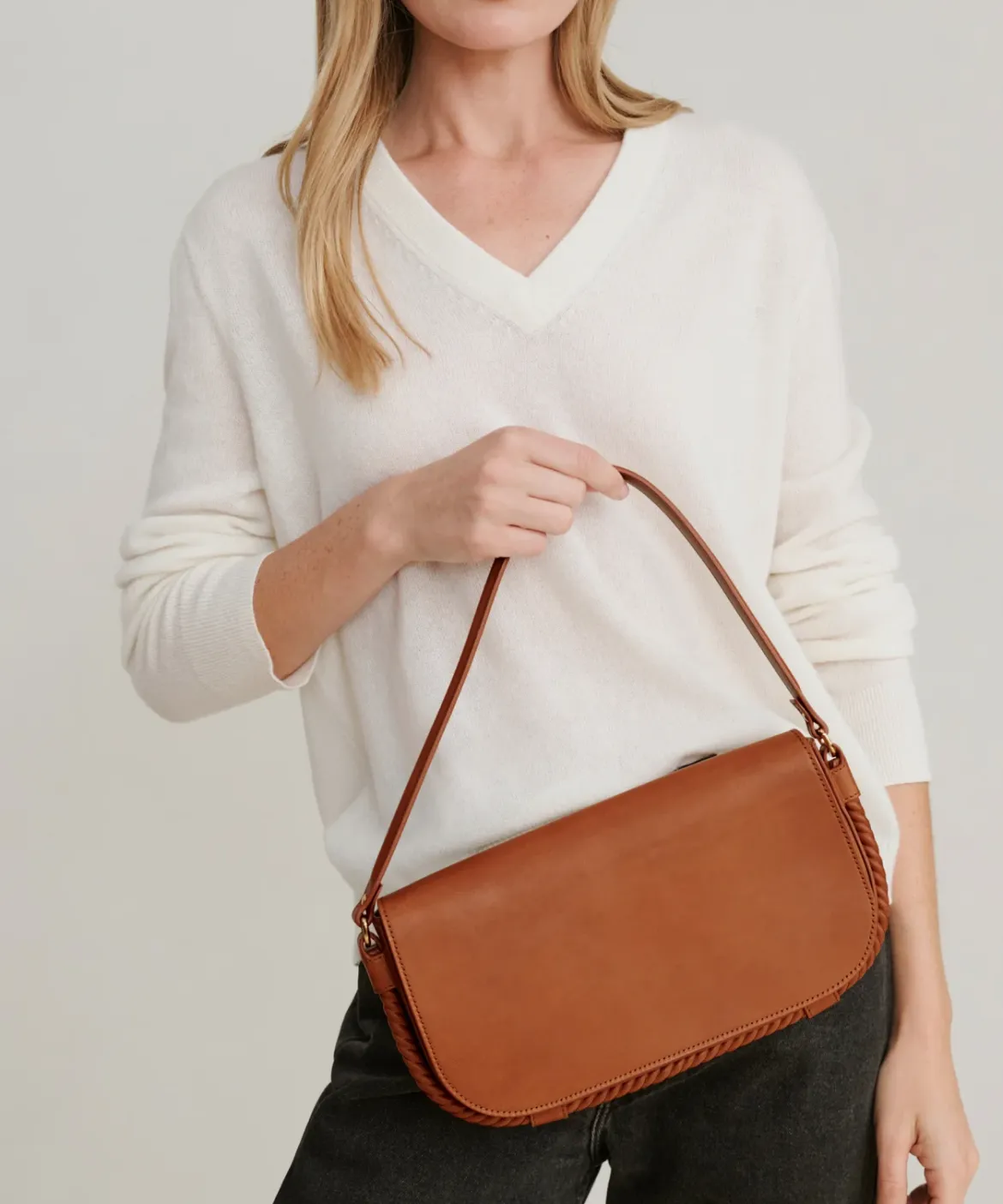 Jenni Kayne Baguette Shoulder Bag Cognac Hot