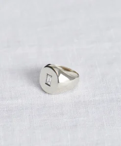 Jenni Kayne Gemma Baguette Signet Ring White Gold Hot