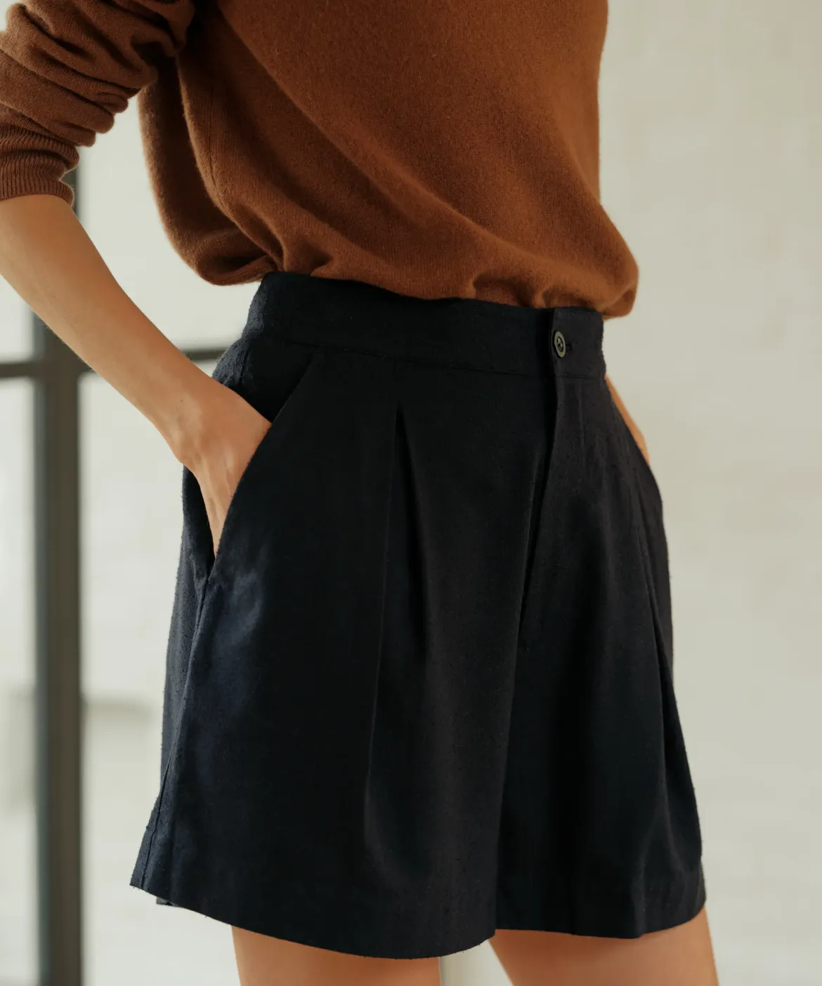 Jenni Kayne Pleated Short Black Outlet
