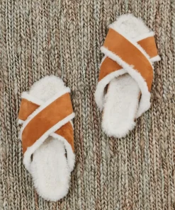Jenni Kayne Shearling-Lined Crossover Sandal Saddle Best