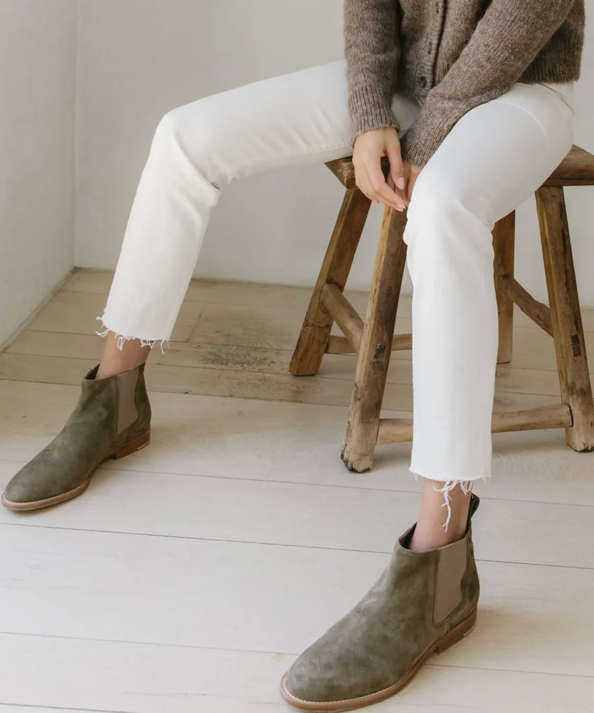 Jenni Kayne Suede Chelsea Boot Laurel Discount